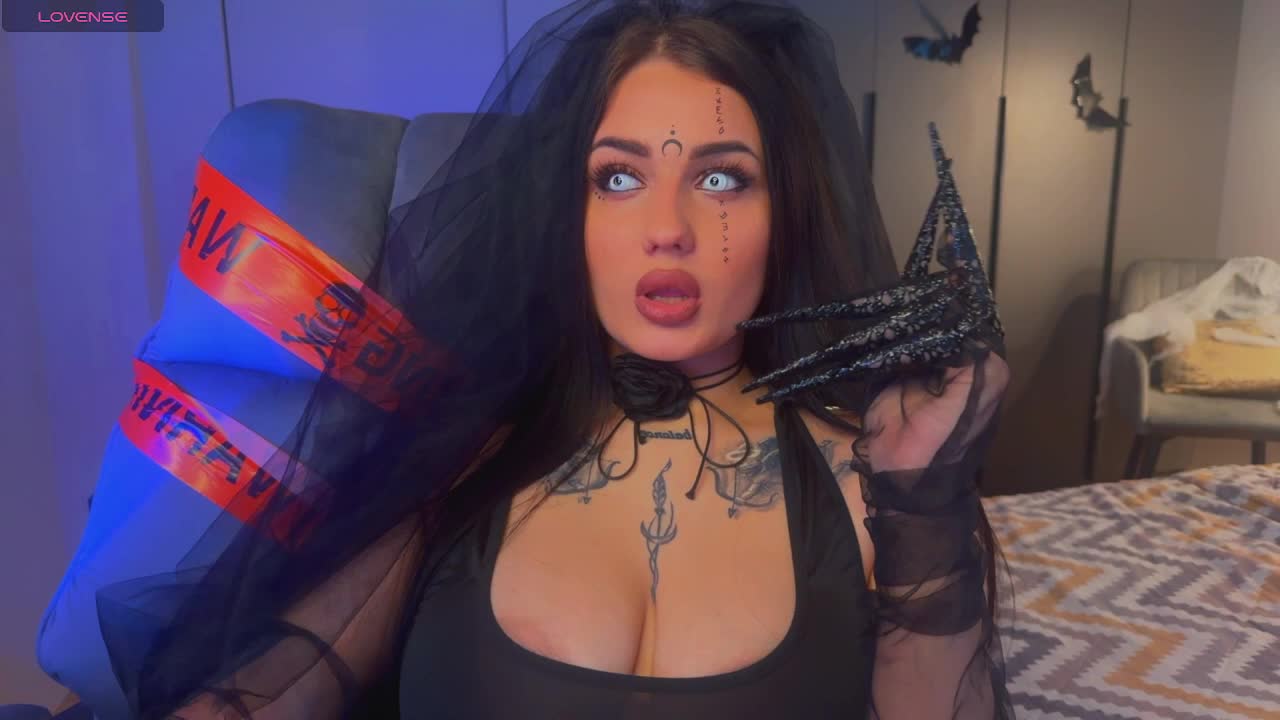 fatalefemme Cam Model Chat October 31, 2025