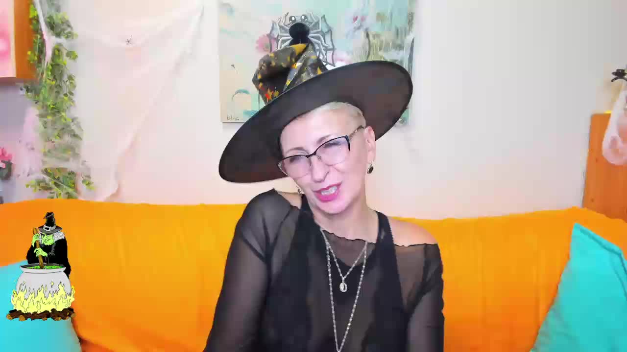 iamyourdream89 Cam Model Chat October 31, 2025