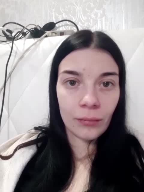 Luna29a Cam Model Chat October 31, 2025