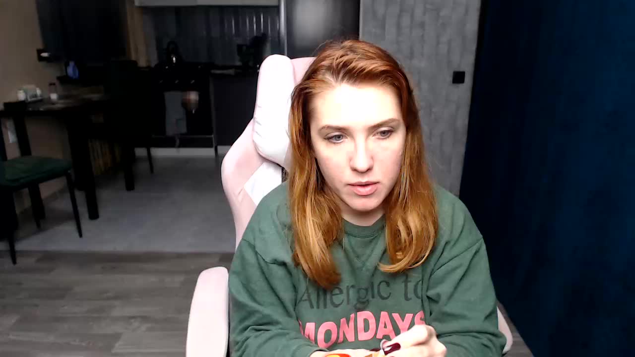 Regimasmile Cam Model Chat October 31, 2025