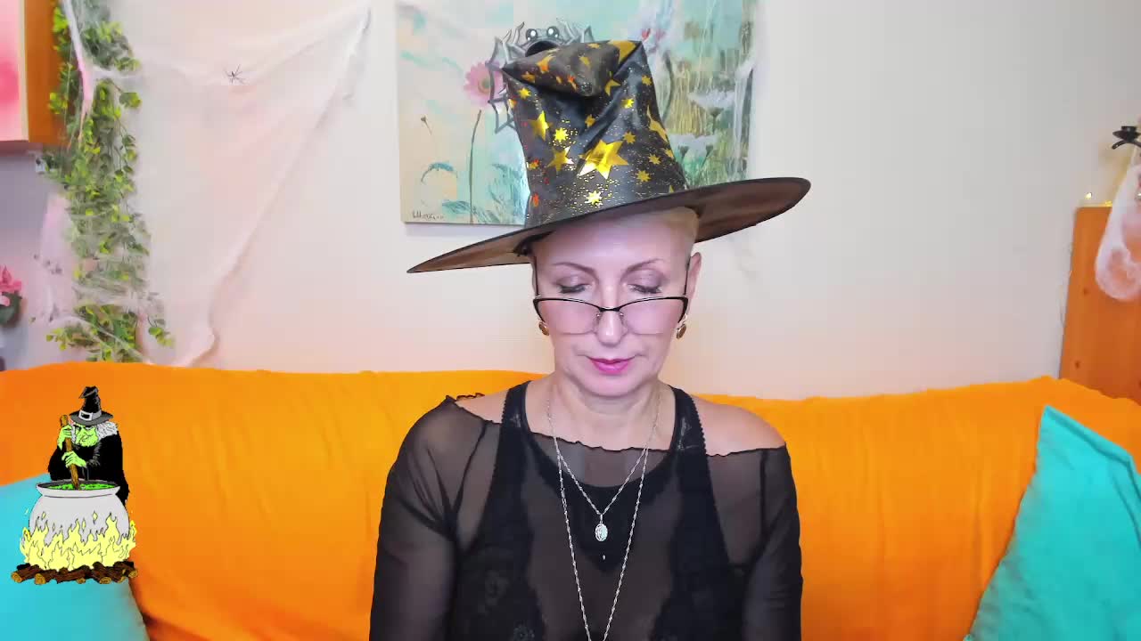 iamyourdream89 Cam Model Chat October 31, 2025