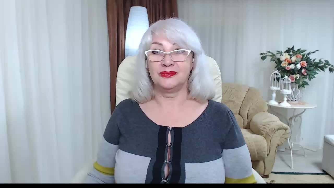 Tashyncik Cam Model Chat October 31, 2025