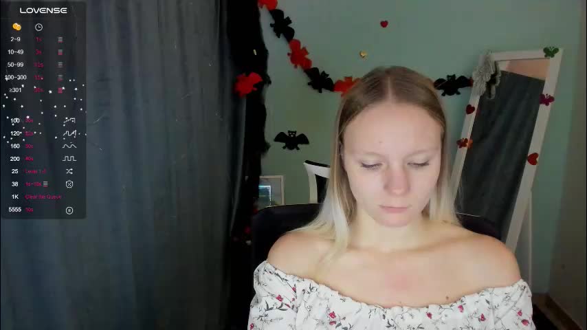 kelly_lly Cam Model Chat October 31, 2025