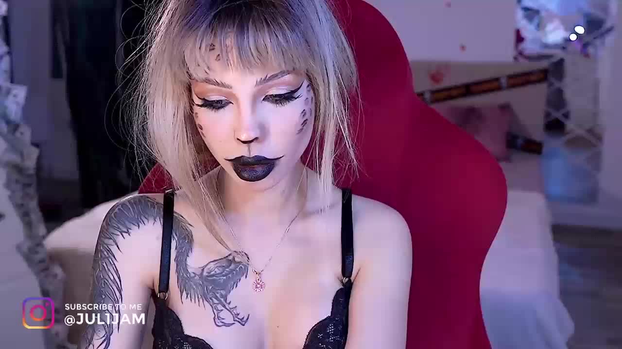 juli_jam Cam Model Chat October 31, 2025