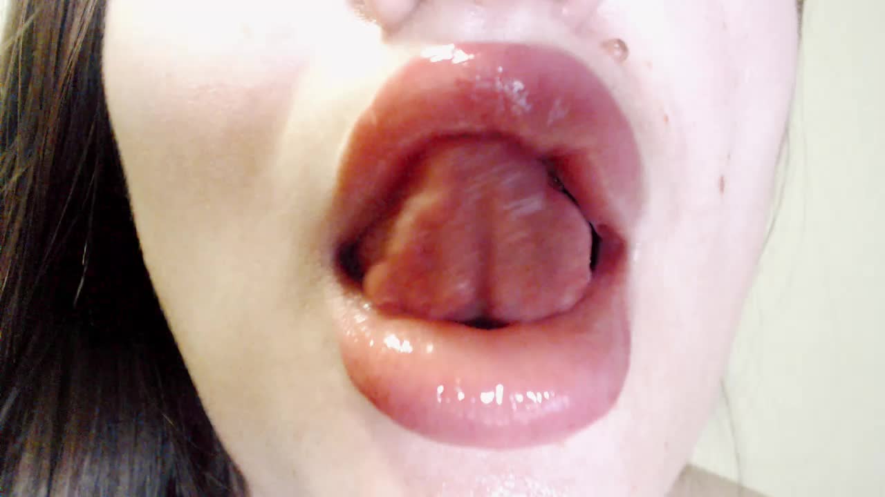 hotmiamix Cam Model Chat October 31, 2025