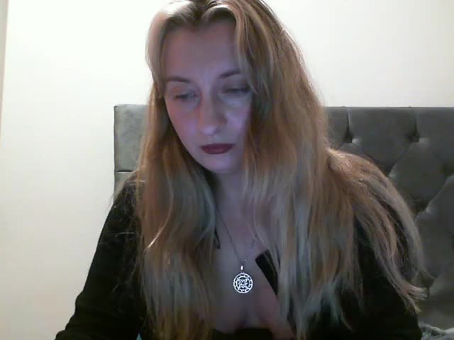 RuslanaFlower Cam Model Chat October 31, 2025