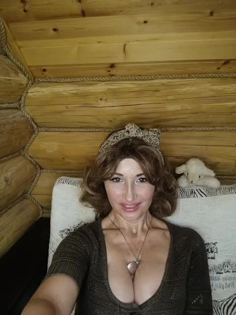 Q_Jasmin Cam Model Chat October 31, 2025