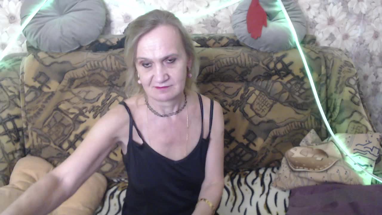 miss-bekker23 Cam Model Chat October 31, 2025