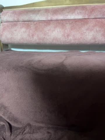 Wiskey Cam Model Chat October 31, 2025