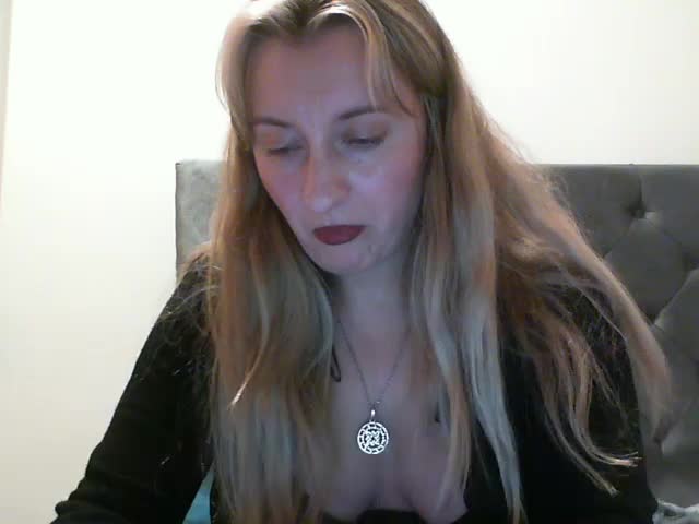 RuslanaFlower Cam Model Chat October 31, 2025