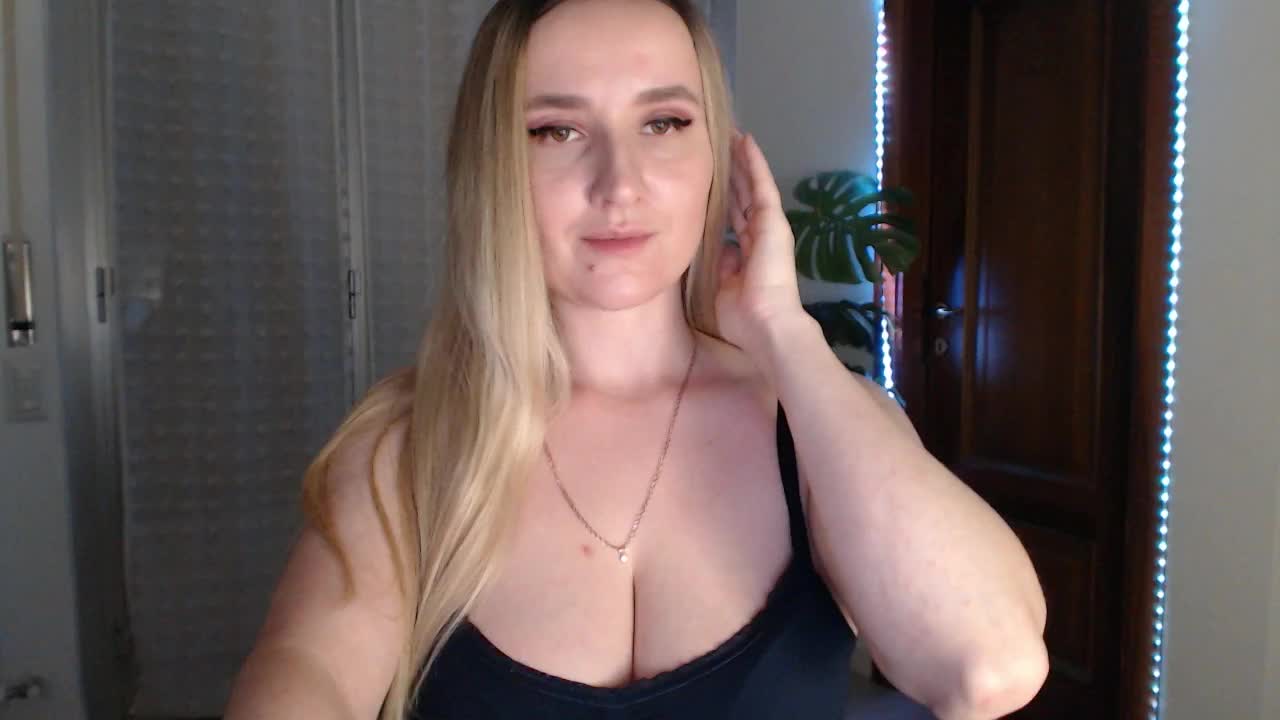 Alina-Lovely Cam Model Chat October 31, 2025