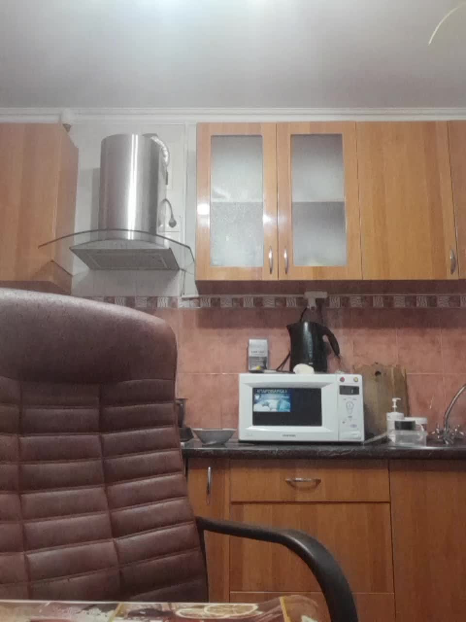 N-I-M-F-O-M-A-N-K-A Cam Model Chat October 31, 2025