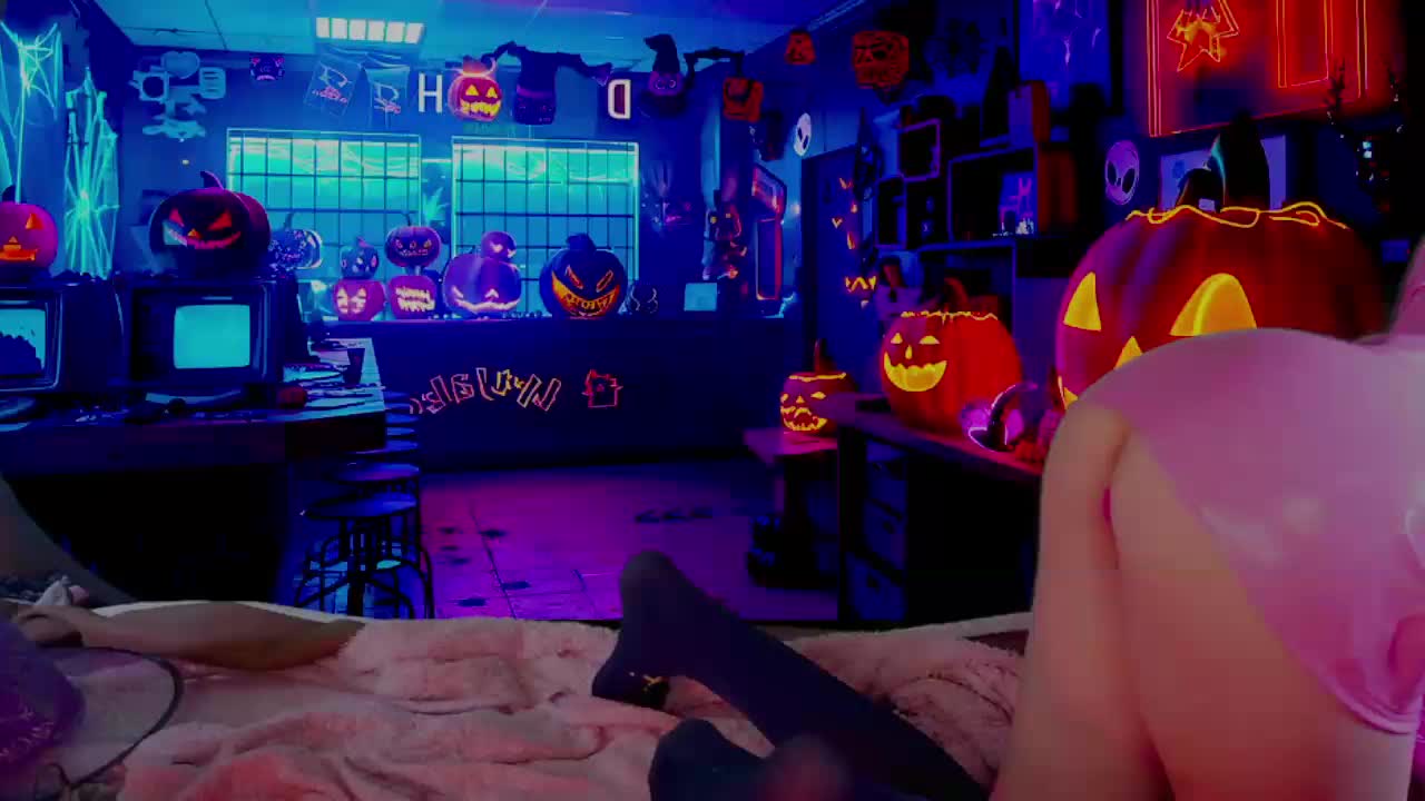 Miss_CHARMER Cam Model Chat October 31, 2025