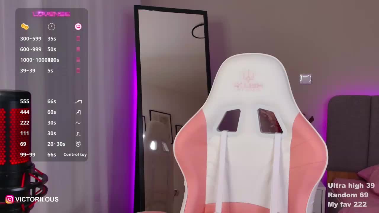 Miss-Tory Cam Model Chat October 31, 2025