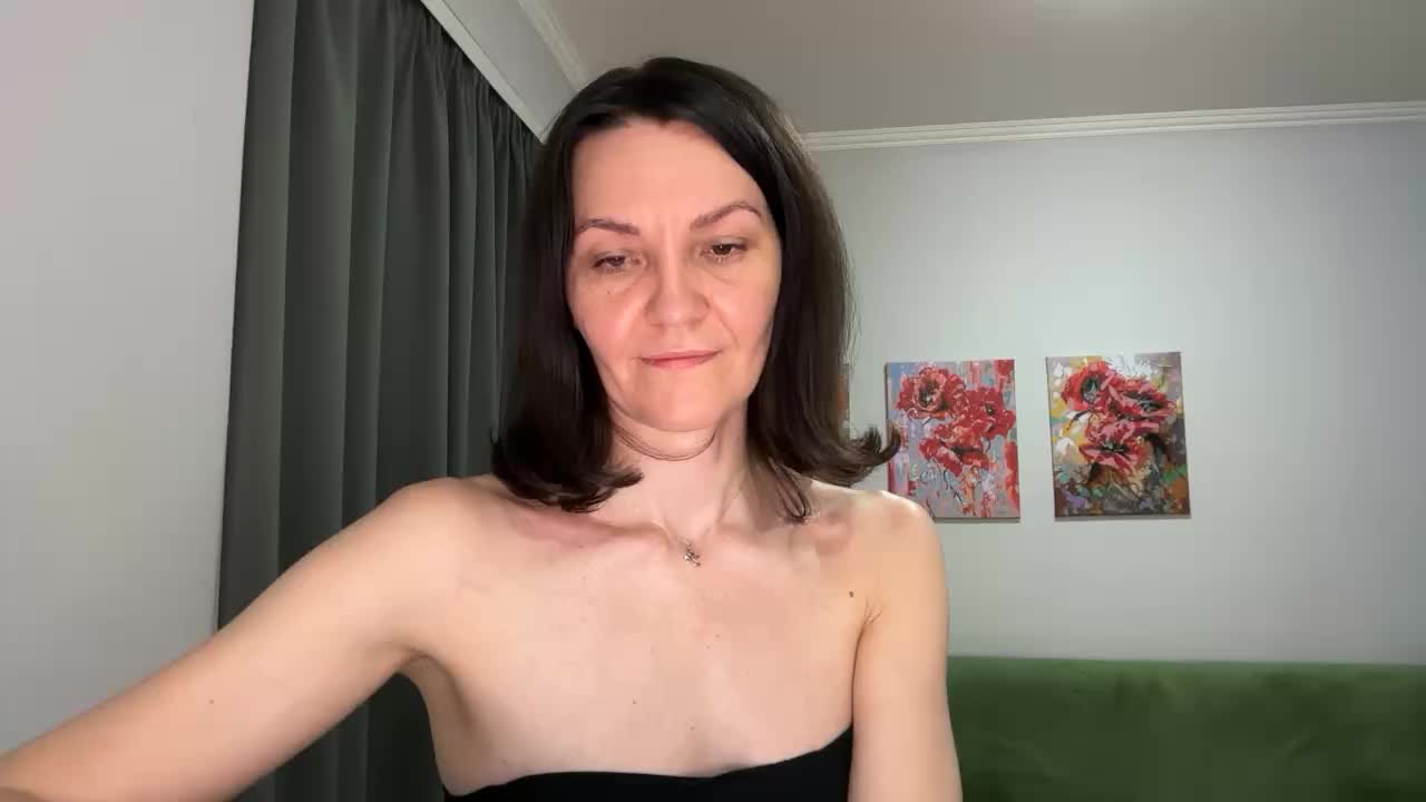 _lastochka_ Cam Model Chat October 31, 2025