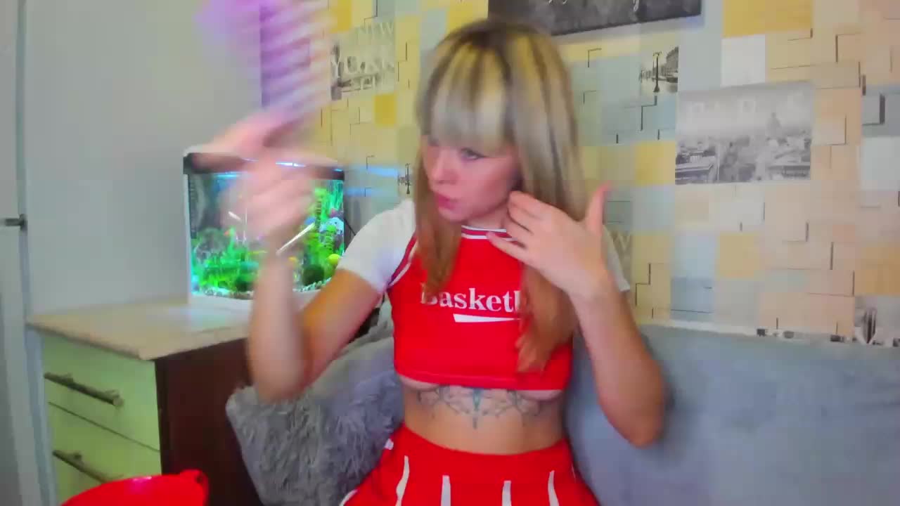 Vanilla_sexy Cam Model Chat October 31, 2025