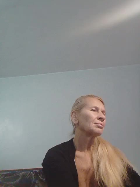 Victoria-sexi Cam Model Chat October 31, 2025