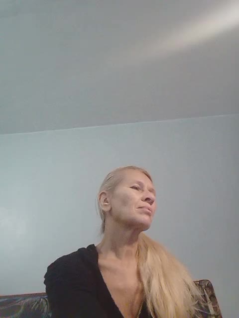 Victoria-sexi Cam Model Chat October 31, 2025