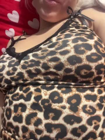 AlisaKisa555 Cam Model Chat October 31, 2025