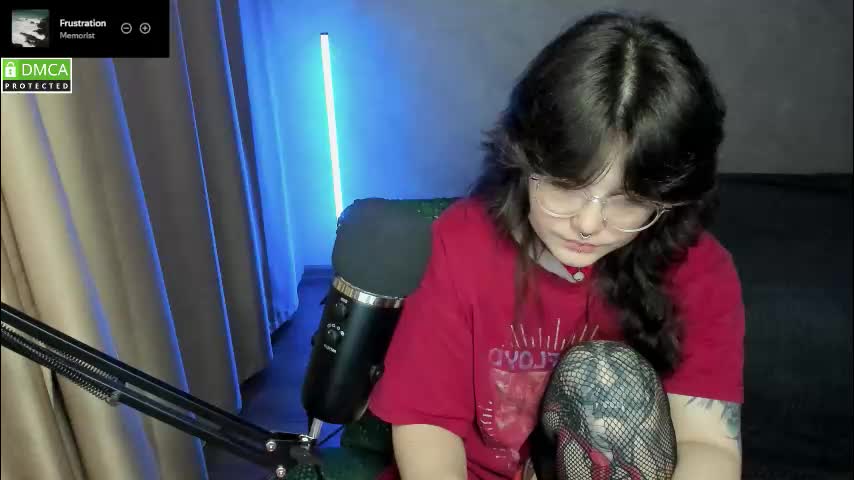 hell_hotline Cam Model Chat October 31, 2025