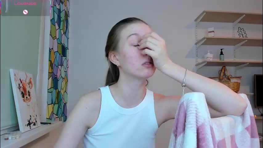 bam_bi Cam Model Chat October 31, 2025