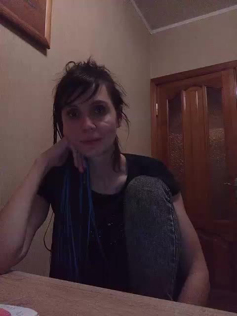 Hellenalonenochka Cam Model Chat October 31, 2025