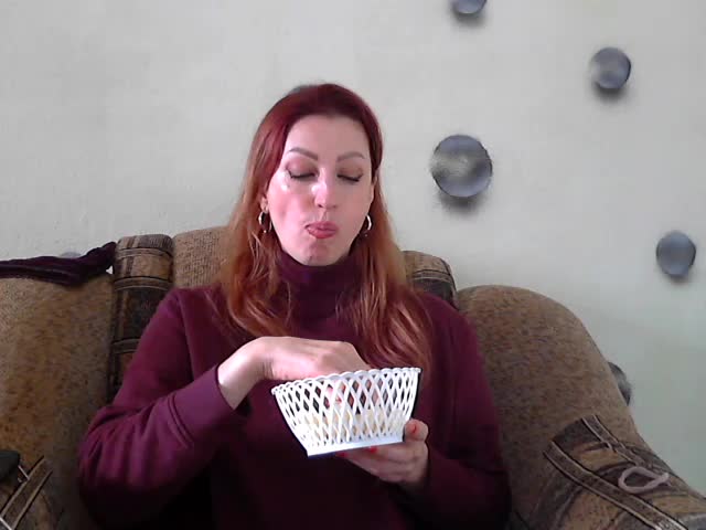 Volna2727 Cam Model Chat October 31, 2025