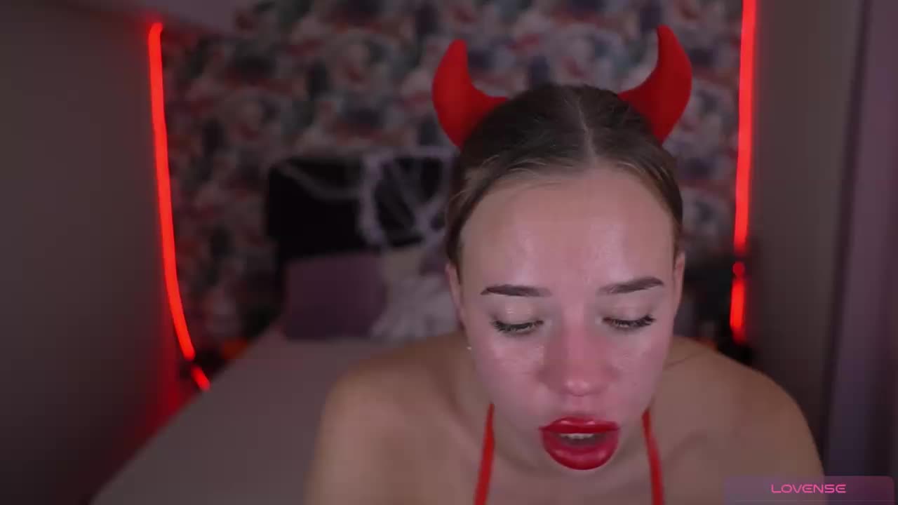 SexyIrinka Cam Model Chat October 31, 2025