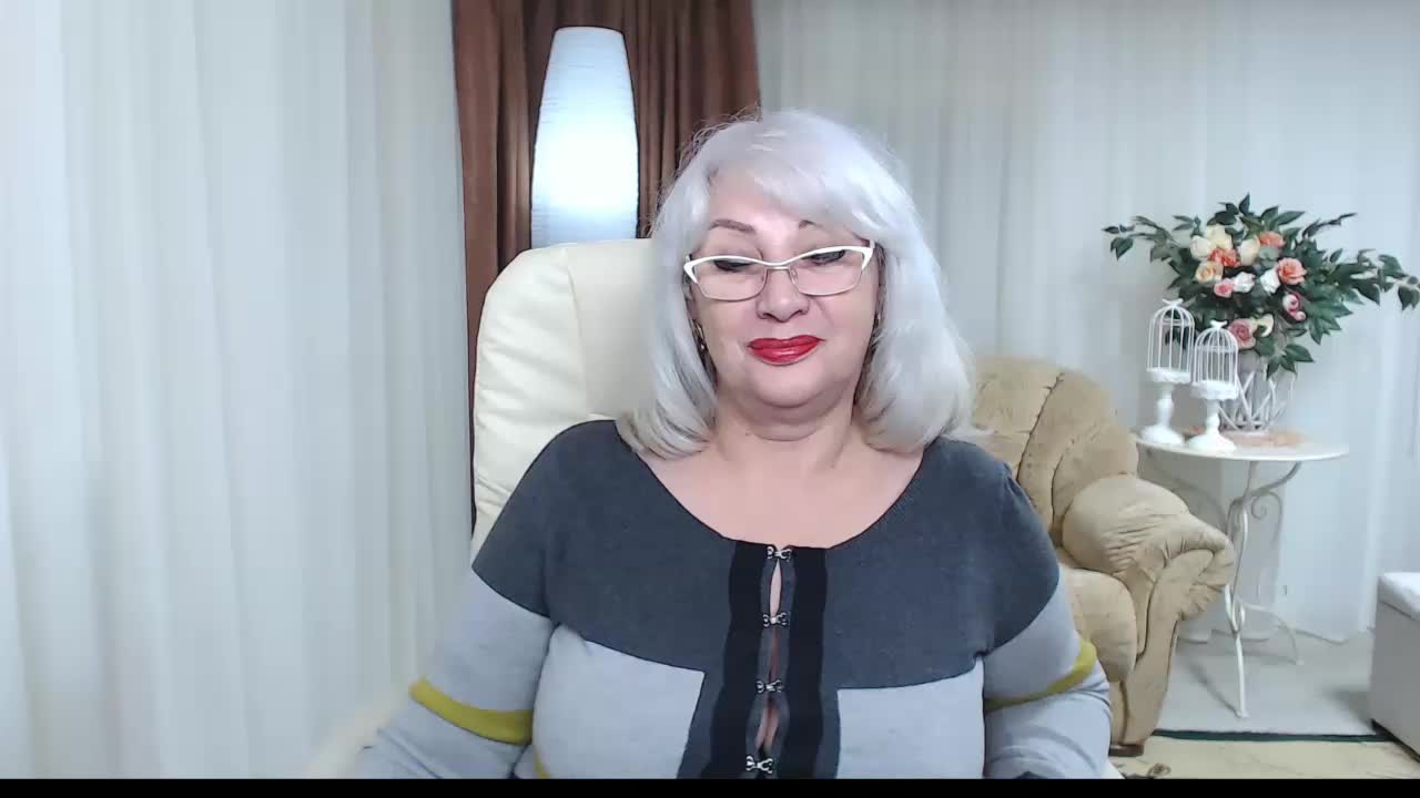 Tashyncik Cam Model Chat October 31, 2025