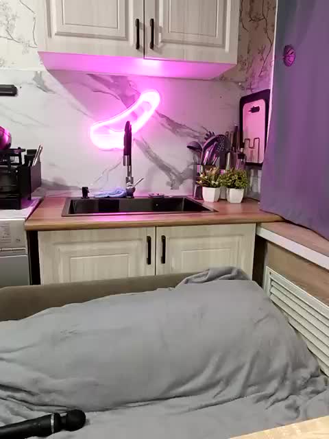 _-Bulochka-_ Cam Model Chat October 31, 2025