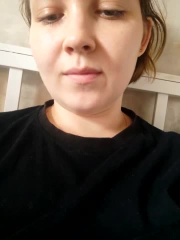 FoxyLoVe25 Cam Model Chat October 31, 2025