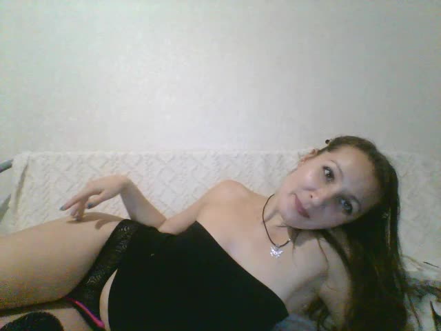 Yuliya333 Cam Model Chat October 31, 2025