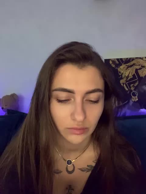 WILDGIRL Cam Model Chat October 31, 2025