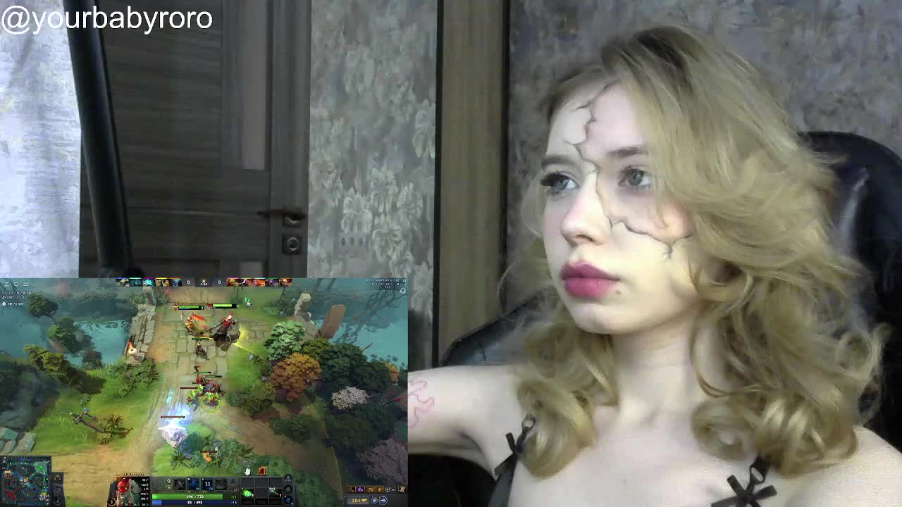 BabyRoro Cam Model Chat October 31, 2025