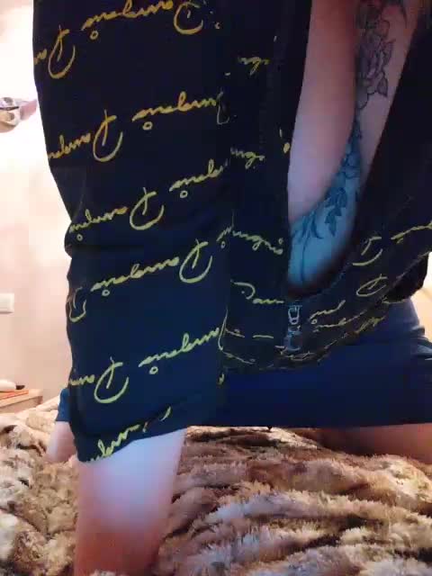 EngTeacher Cam Model Chat October 31, 2025