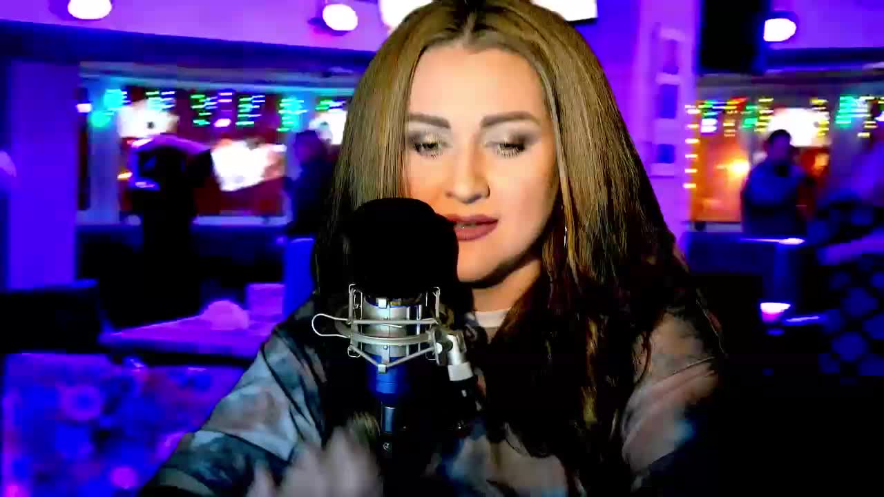 Meskhimusic Cam Model Chat October 31, 2025