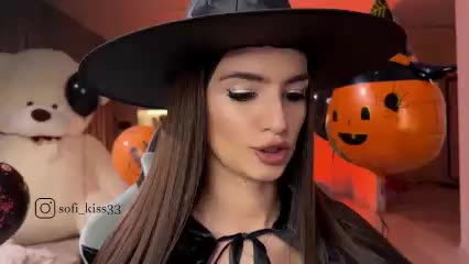 Sofi-Mi Cam Model Chat October 31, 2025