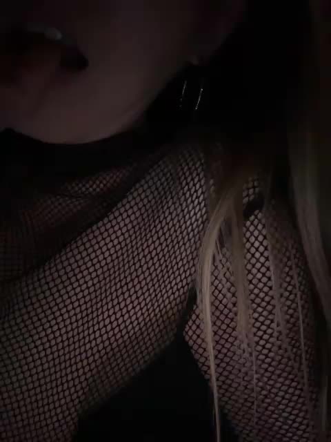 Chemezoff Cam Model Chat October 31, 2025