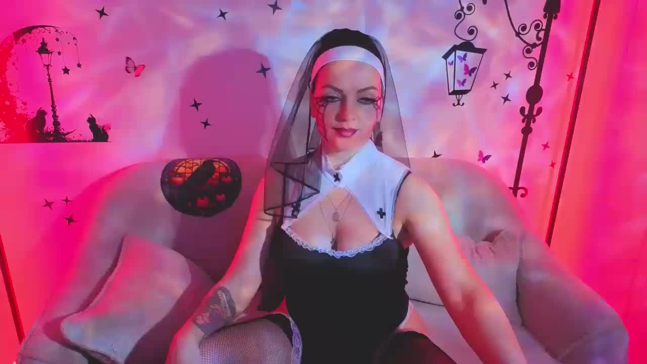 SelenaBlooms Cam Model Chat October 31, 2025