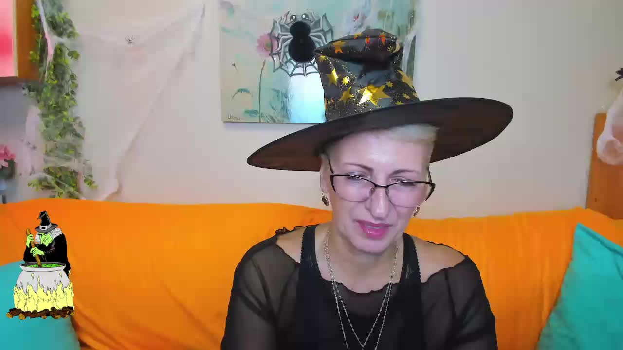 iamyourdream89 Cam Model Chat October 31, 2025