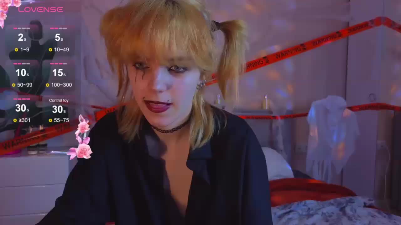 ReneYolker Cam Model Chat October 31, 2025