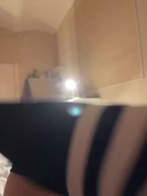 Wow-Eva Cam Model Chat October 31, 2025