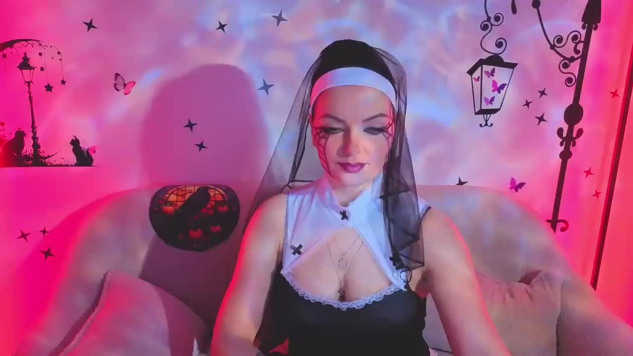 SelenaBlooms Cam Model Chat October 31, 2025