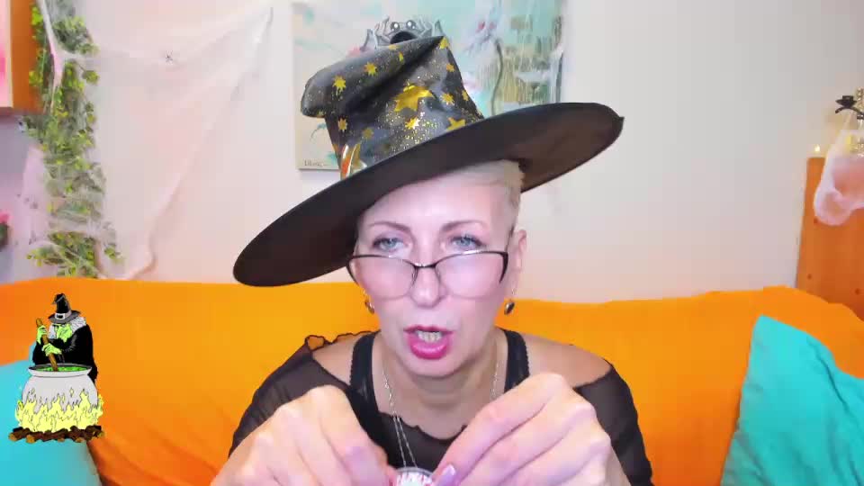 iamyourdream89 Cam Model Chat October 31, 2025