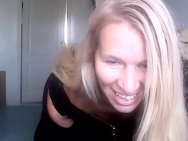 Victoria-sexi Cam Model Chat October 31, 2025