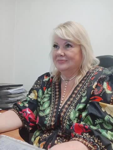 BESTija-1 Cam Model Chat October 31, 2025