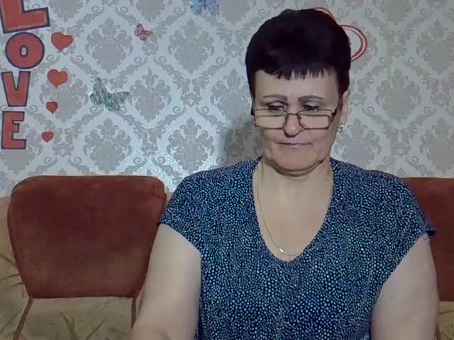 PaulaGolden Cam Model Chat October 31, 2025