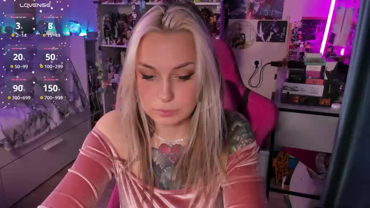 ChloeKohaku Cam Model Chat October 31, 2025