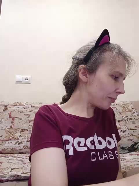 -Queen-Margo- Cam Model Chat October 31, 2025