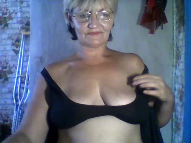 NikaGold45 Cam Model Chat November 1, 2025